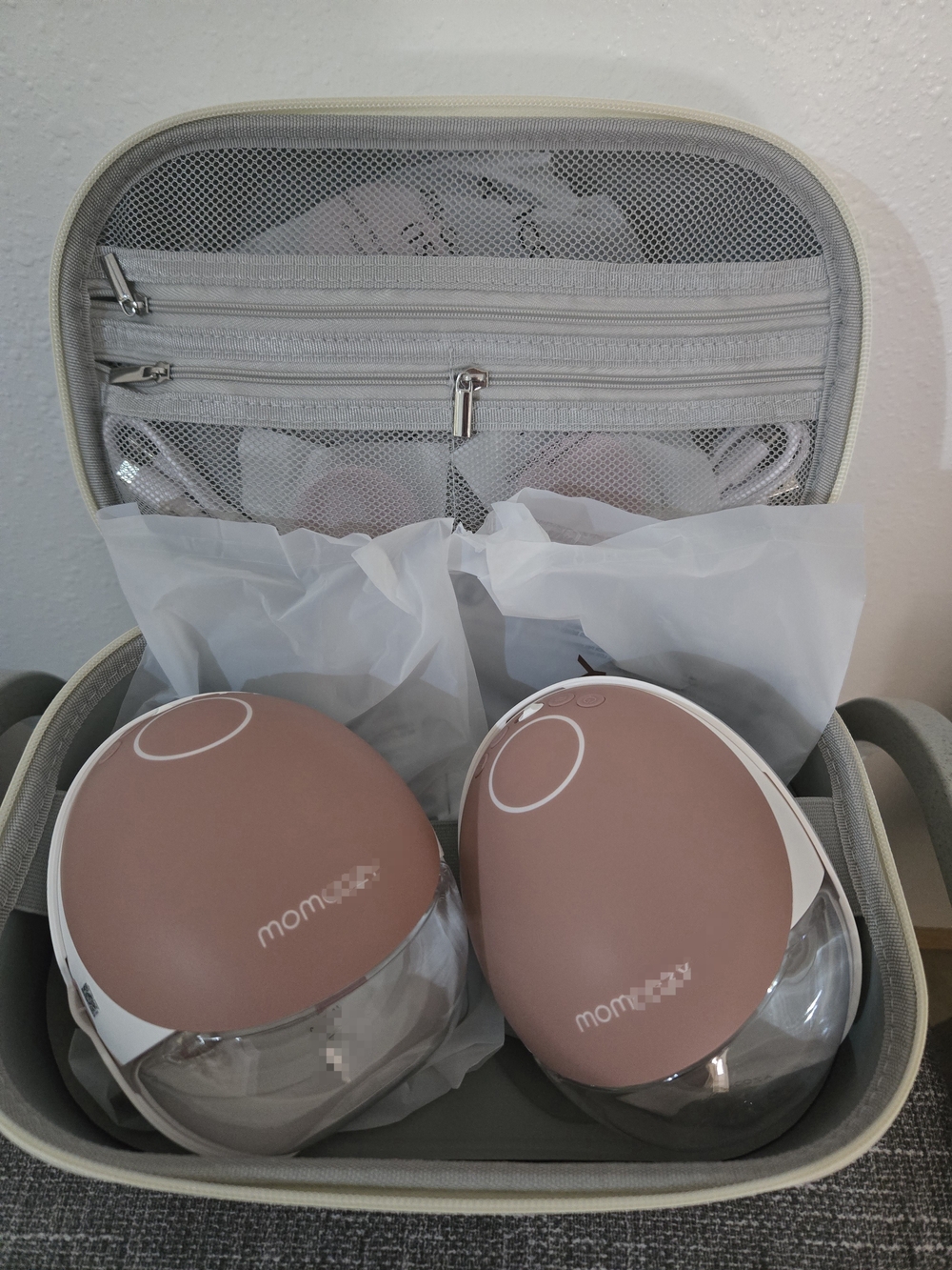 Momcozy
